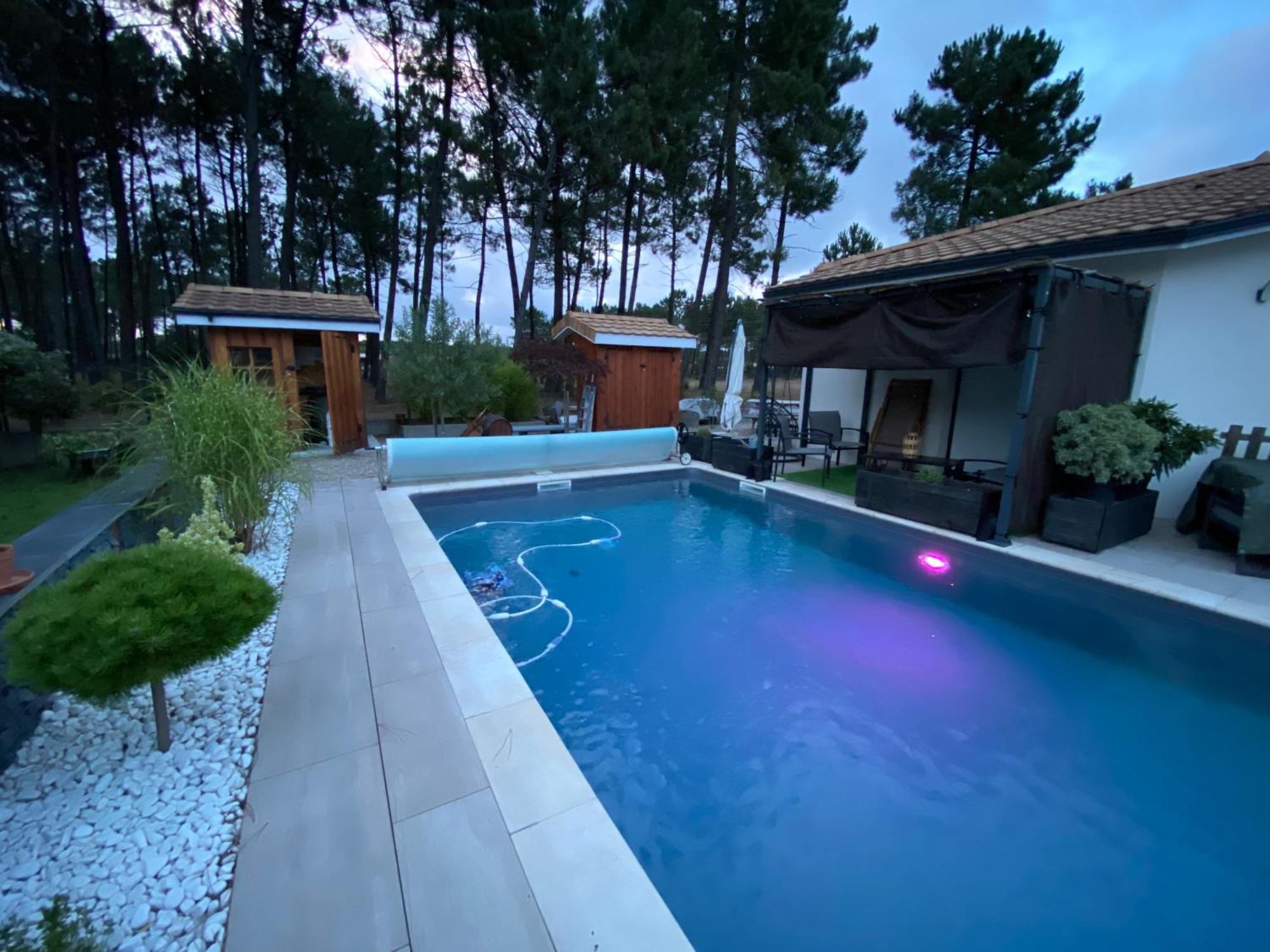 Escale Sur Le Bassin Cosy Sous Les Pins Homestay